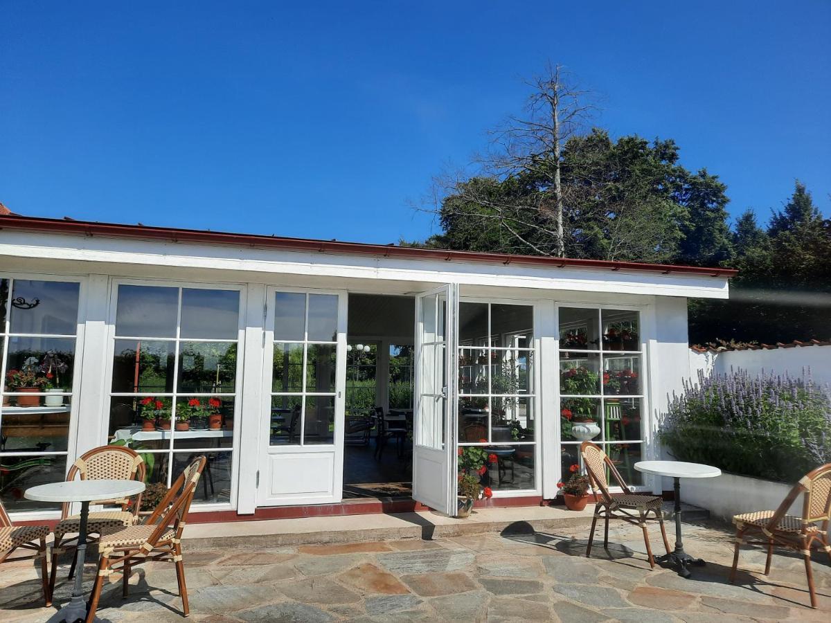 Bed and Breakfast Hoby Gard Borrby Экстерьер фото