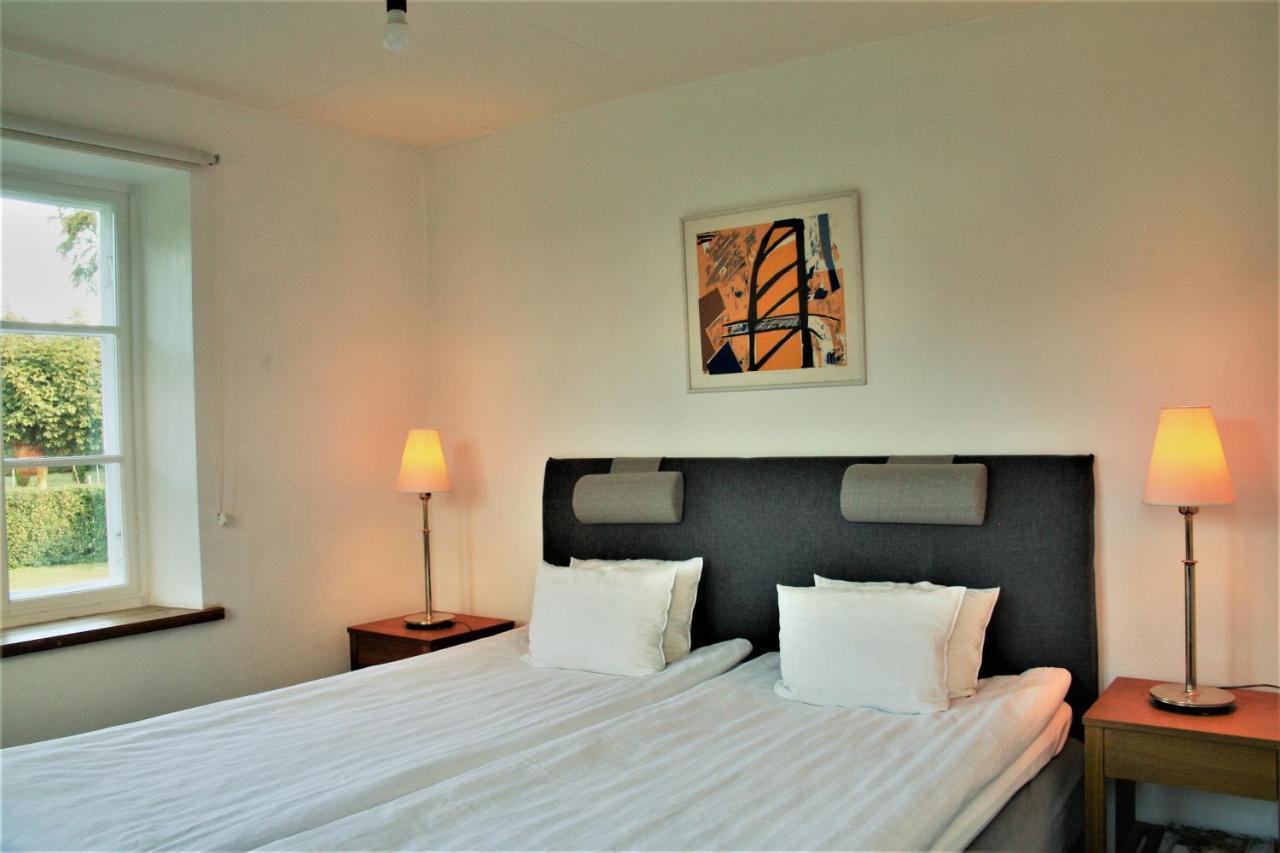 Bed and Breakfast Hoby Gard Borrby Экстерьер фото