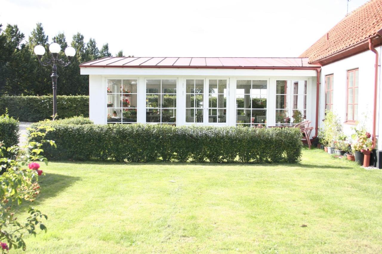Bed and Breakfast Hoby Gard Borrby Экстерьер фото